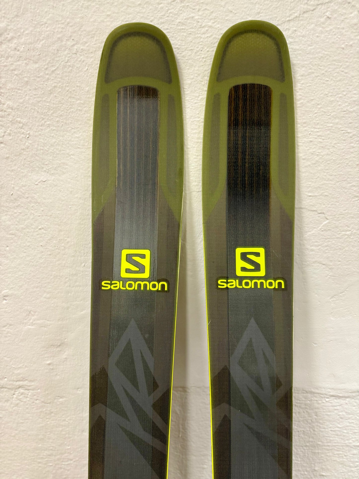 SALOMON QST 92 TOURING SKIS RICONDIZIONATO CON PELLI + ATTACCO GUARDIAN 13